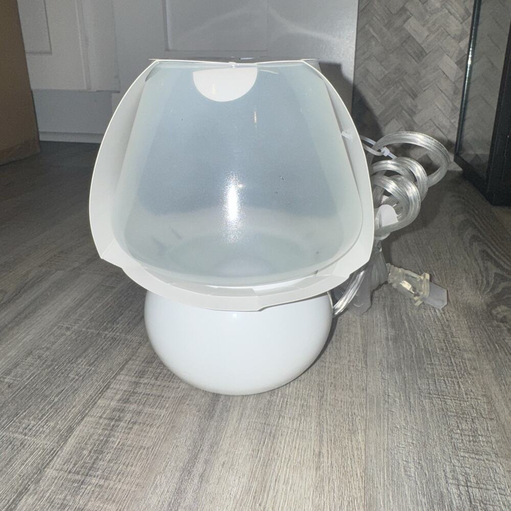 Room Essentials LED Mushroom Table Lamp, White Corded Switch, Shade, 7 in